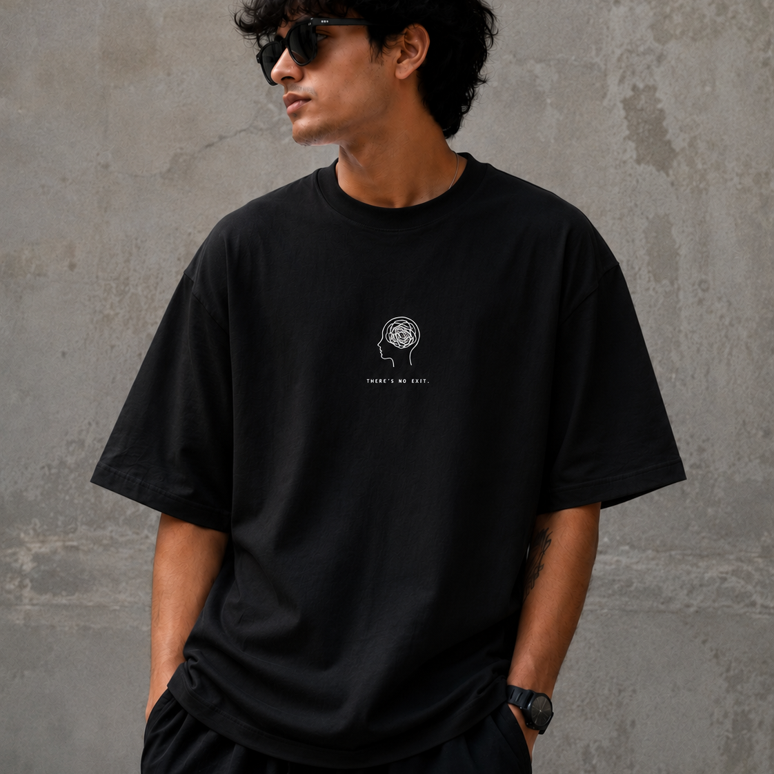 NO Exit | Oversized T-Shirt | Black